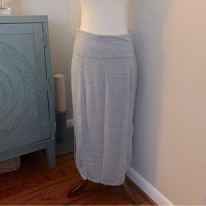 Athleta 3/4 skirt S